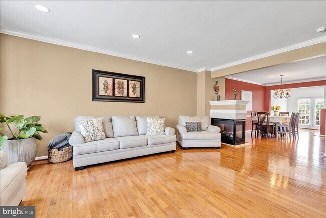 Building Photo - 25400 Elm Terrace