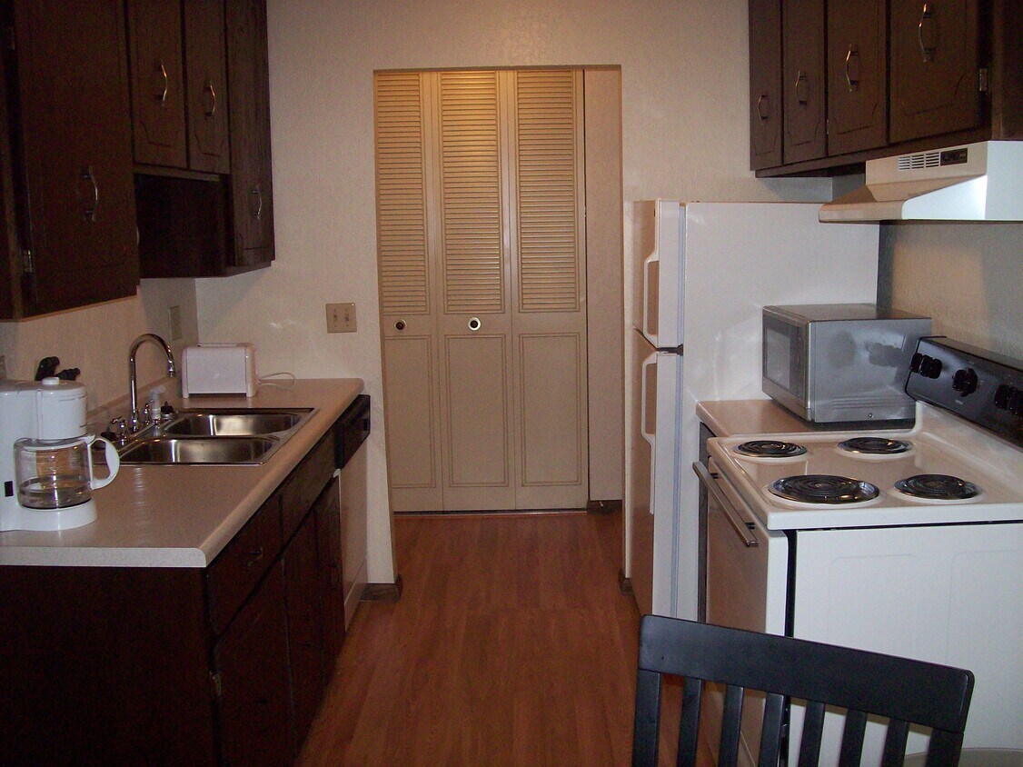 Foto del edificio - 511 Westview Dr