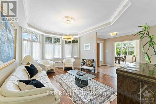 Building Photo - 203 Balmoral Pl
