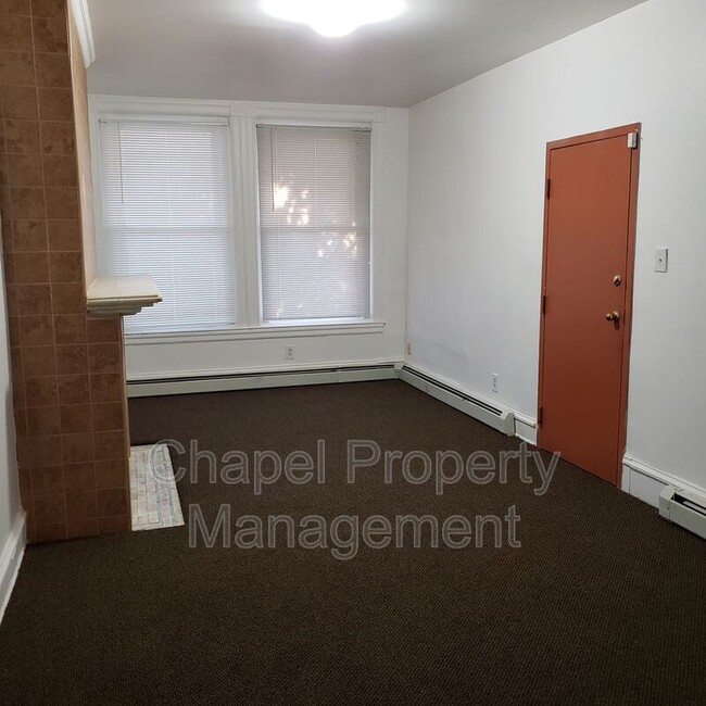 Photo - 871 Wynnewood Rd House