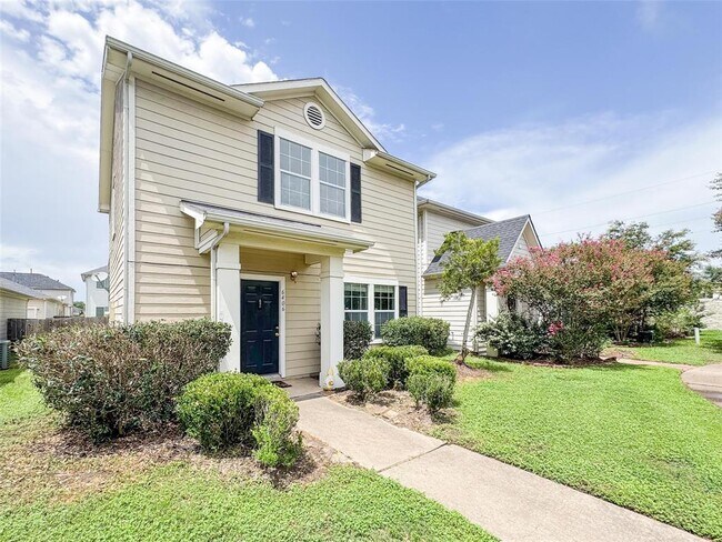Building Photo - 6406 Provident Green Dr