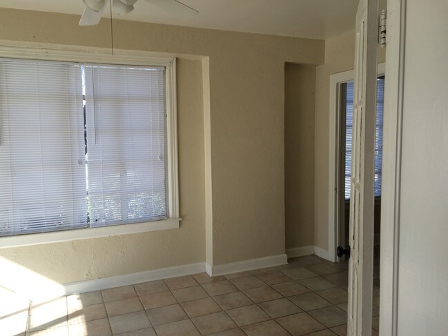 Bedroom - Avon