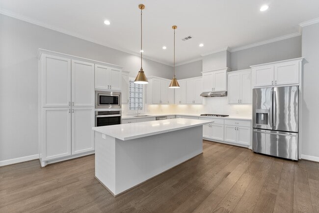 Foto del edificio - 114 Magnolia Grn St