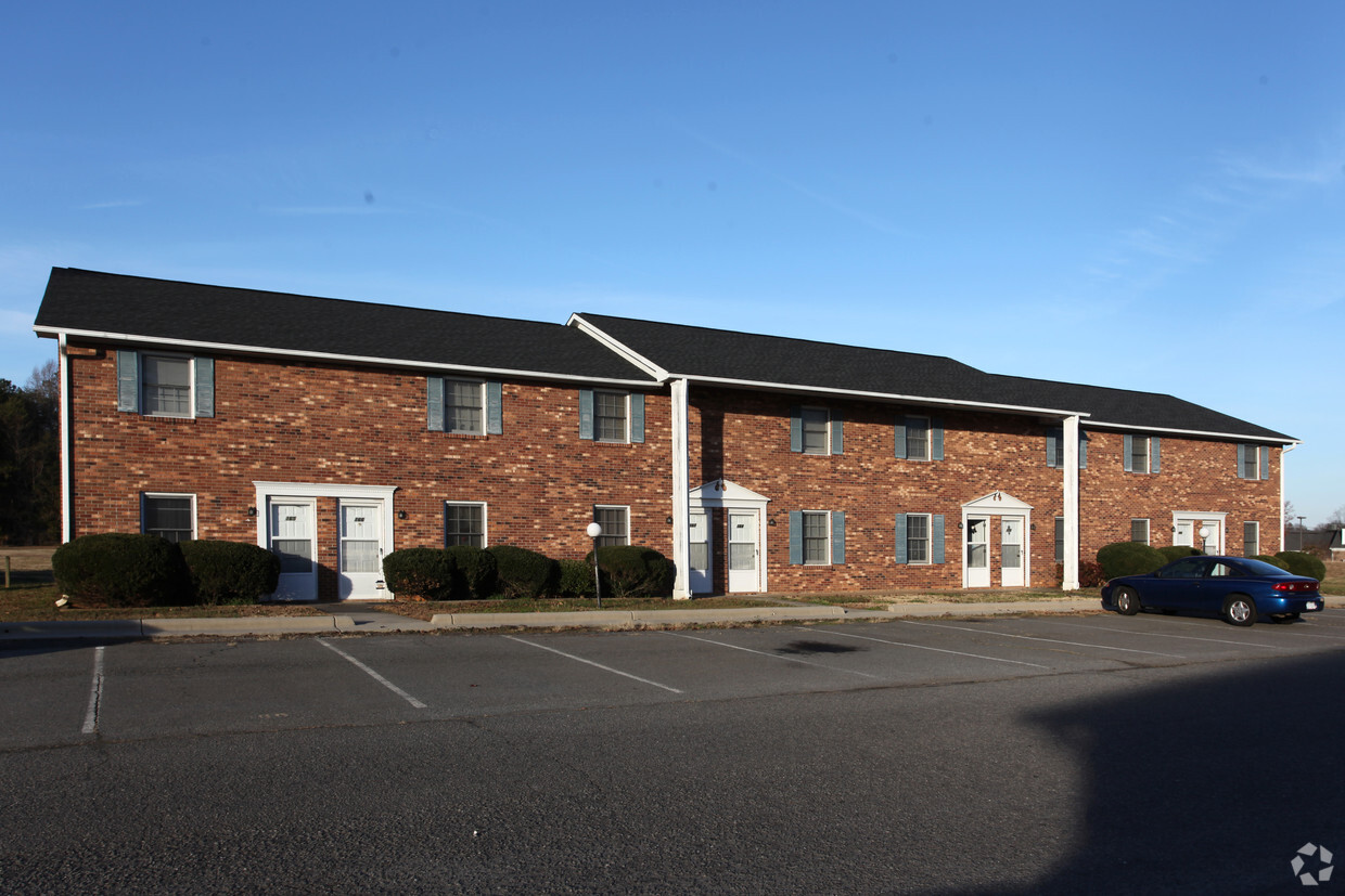 Primary Photo - Riverview Townhouses