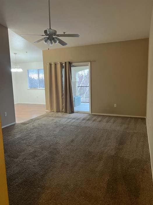 Building Photo - 565 Peerless Way