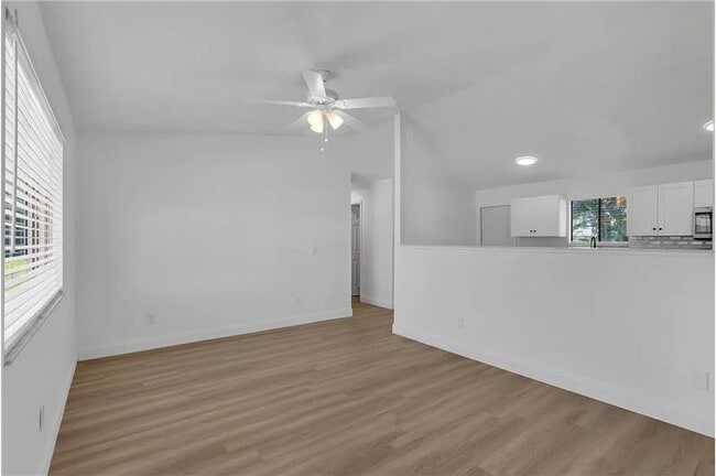 Building Photo - 322 Ixora Ave NW