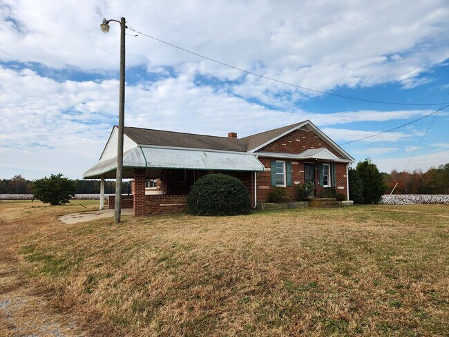 Foto del edificio - 5625 Greenwood Rd