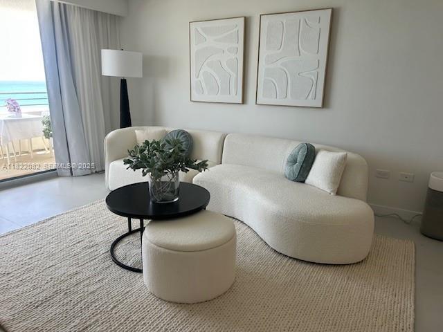 Foto del edificio - 5555 Collins Ave