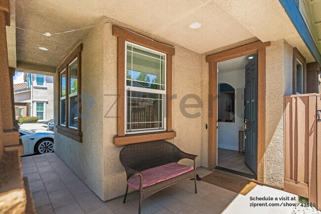 Foto del edificio - 359 Oaks Bridge Pl
