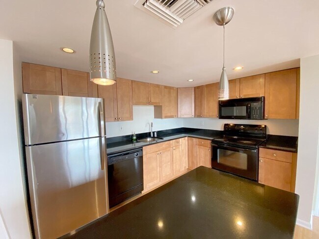 Foto del edificio - 85 Brainerd Rd