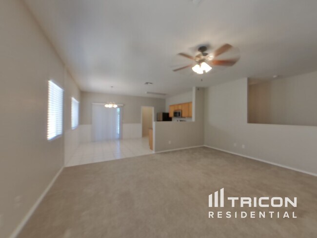 Foto del edificio - 962 E Cowboy Cove Trail