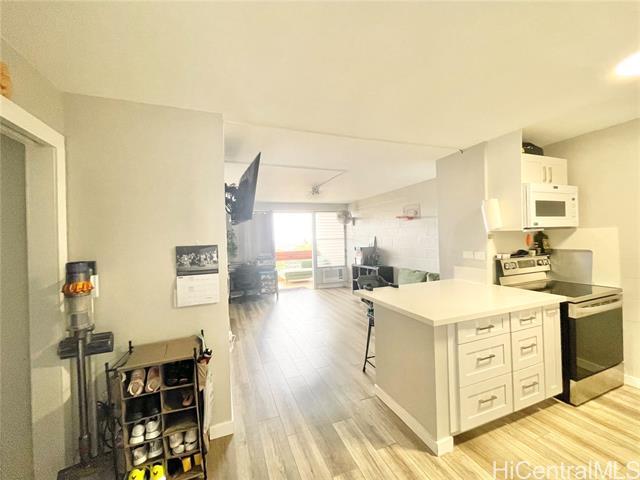 Foto del edificio - 4970 Kilauea Ave