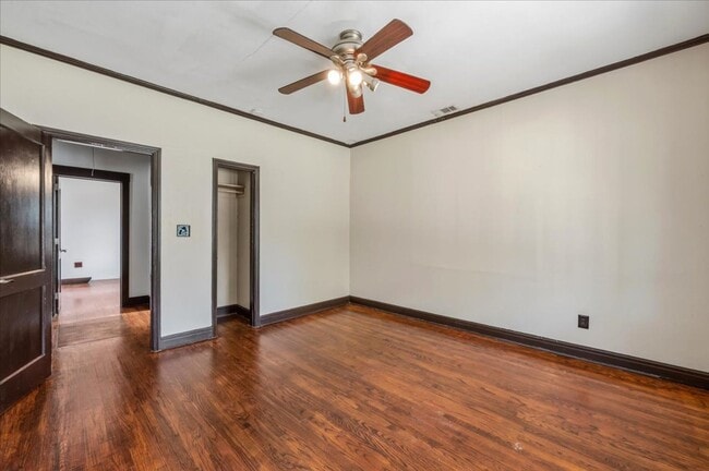 Foto del edificio - Charming 2BR Home in Ardsley Park – Walk to Starland Yard & Local Favorites!