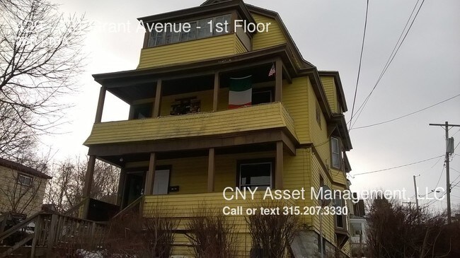 Foto del edificio - 429 Grant Ave