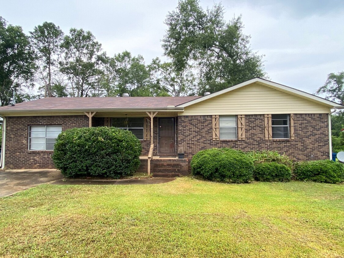 Foto principal - 305 Wilson Dr SW
