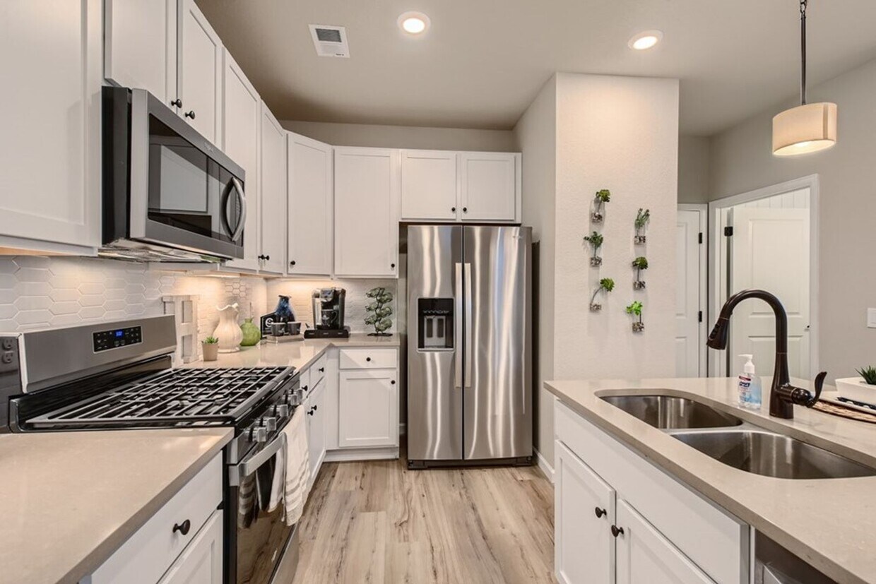 Primary Photo - Embrace urban living in Highlands Ranch, C...