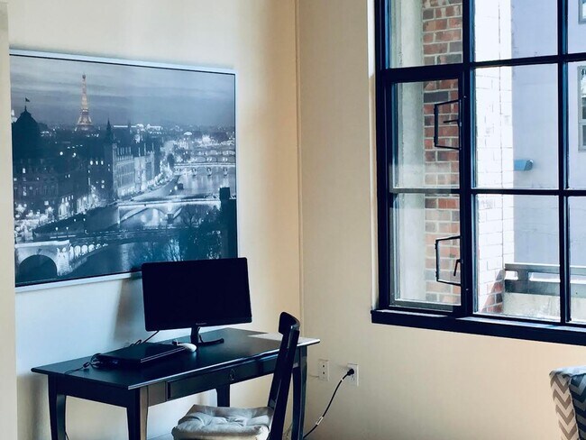 Foto del edificio - 408 NW 12th Ave