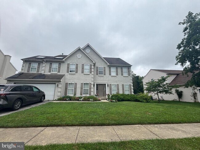 Foto del edificio - 721 Deer Creek Dr