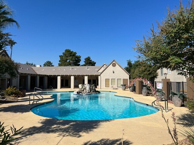 Building Photo - 2 bedroom condo at Canyon Creek Villas