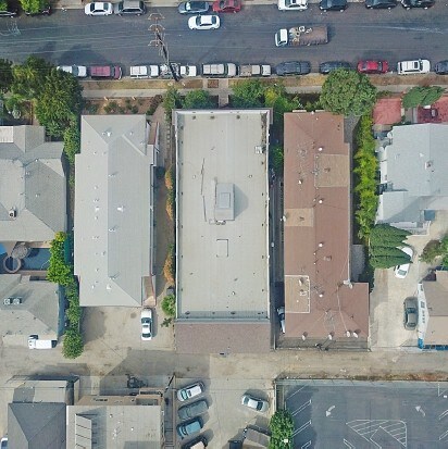 Aerial Photo - 1416 N Kenmore Ave