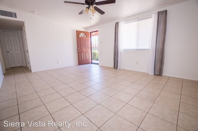 Building Photo - 3799 E Foothills Dr