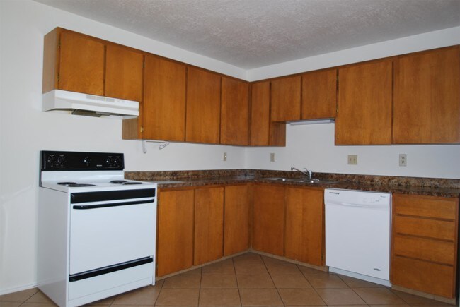 Building Photo - 162 W 1140 N