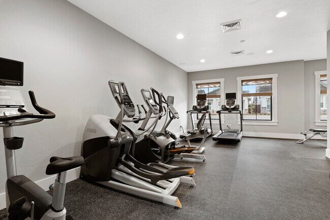 Foto del edificio - 6174 N Channing Ln