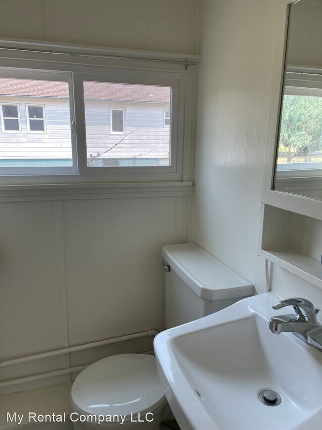 Building Photo - 1 br, 1 bath House - 17663 SR 194
