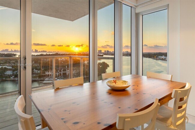 Foto del edificio - 6700 Indian Creek Dr