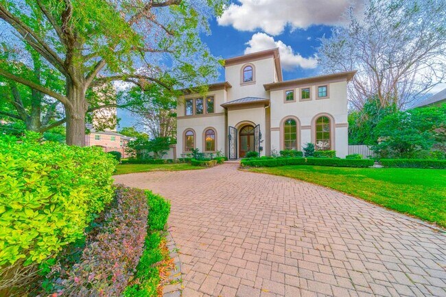 Foto del edificio - 5203 Fieldwood Dr