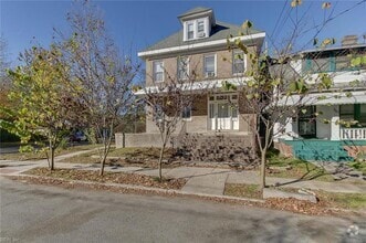 Building Photo - 3901 Newport Ave