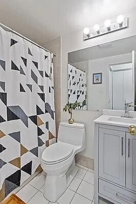 Foto del edificio - 445 W 19th St