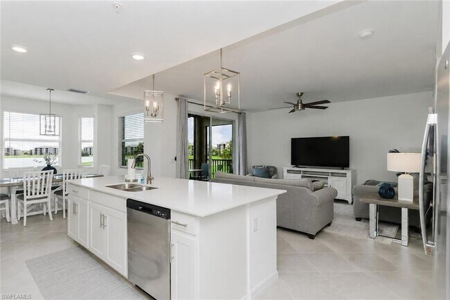 Foto del edificio - 5749 Double Eagle Cir