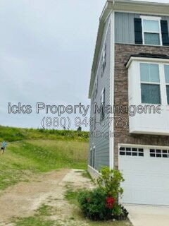 Building Photo - 2056 Dornoch Rd