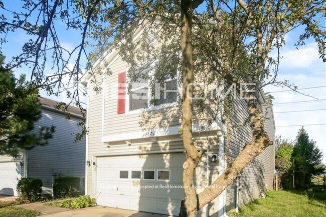 Building Photo - "LIMITED TIME OFFER: Get 1 month FREE RENT...