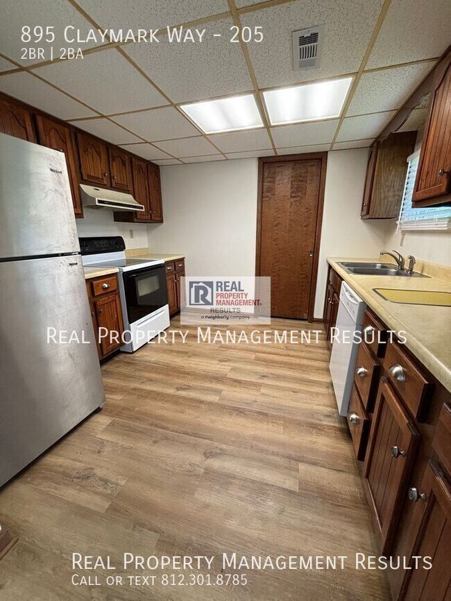Foto del edificio - 895 Claymark Way
