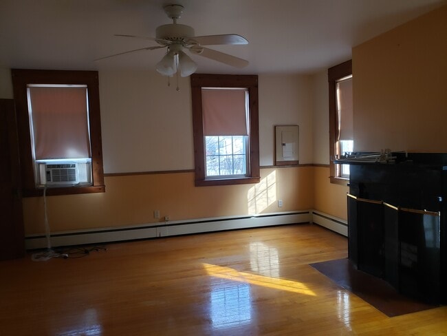 Foto del edificio - 8 Sewall St