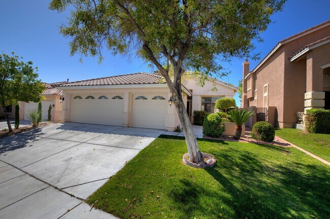 Foto del edificio - Summerlin 1 Story Home w/ Pool & Spa