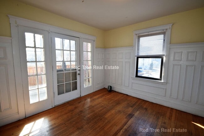 Building Photo - 225 Chestnut Hill Ave