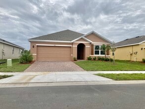 Building Photo - 1302 McFarland Dr