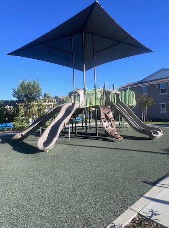 Foto del edificio - Ready Now! Beautiful Wildomar Condo  3 Bed...