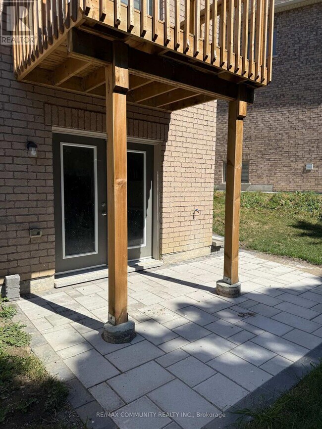 Photo du bâtiment - 332 Fleetwood Dr