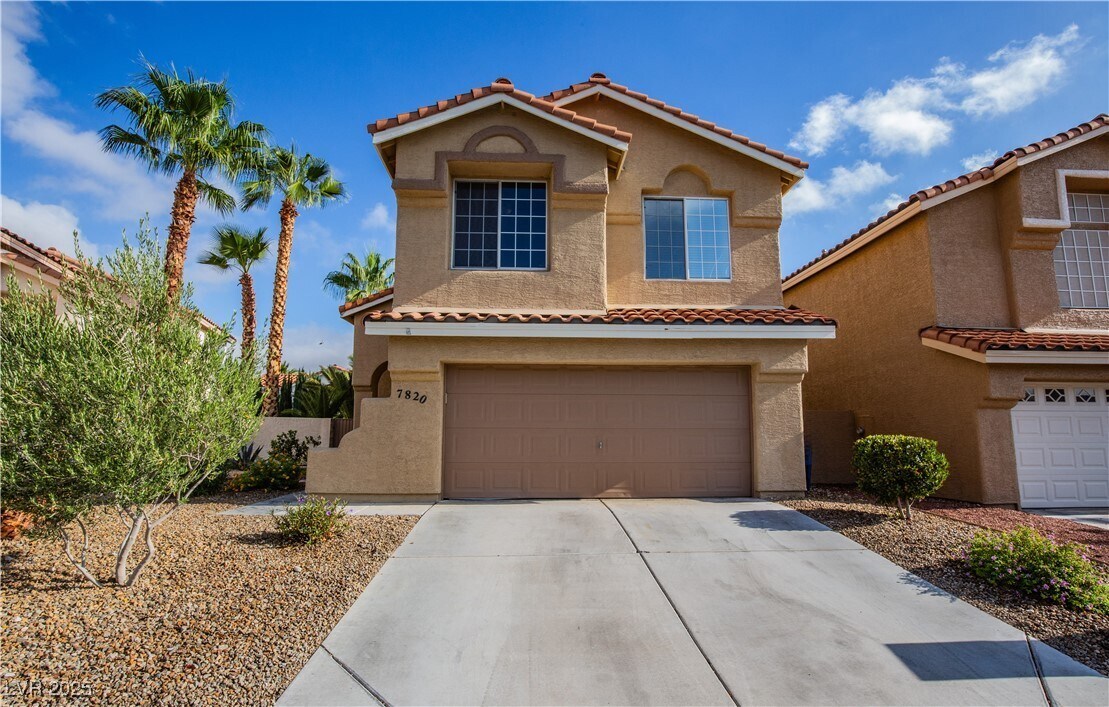 Foto principal - 7820 Paper Flower Ct