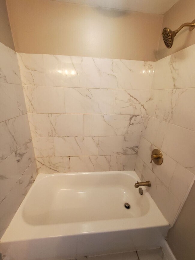 Foto del edificio - 3201 Charles St