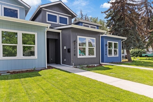 Building Photo - 2228 E 4th Ave