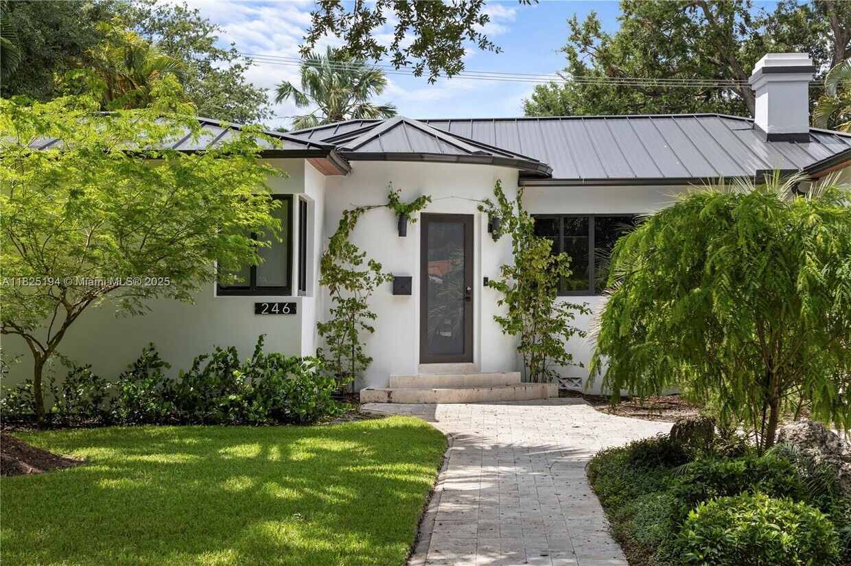 Foto principal - 246 NW 93rd St