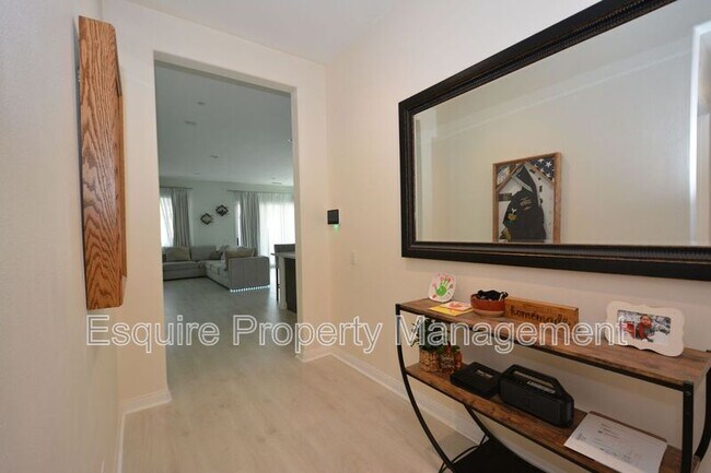 Foto del edificio - 139 Wisteria St