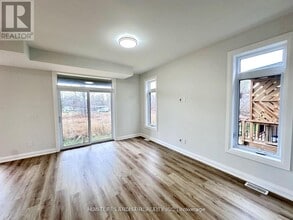 Building Photo - 13 Lillys Ct