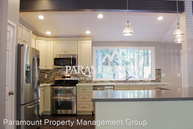 Building Photo - 4 br, 3 bath House - 4012 101st St. Ct. NW