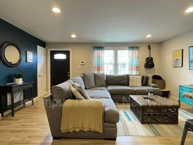 Foto del edificio - 120 Lucile St